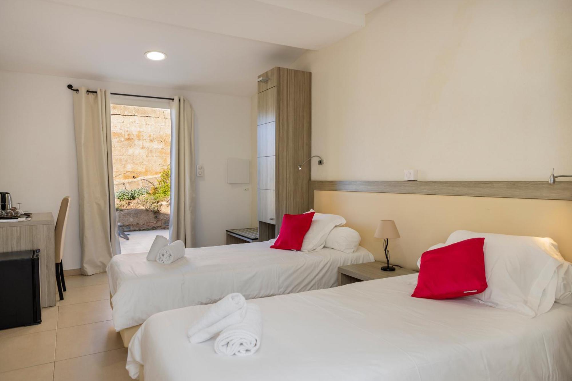 Hotel Et Residence Ta Kladia - Omigna Cargese Bagian luar foto