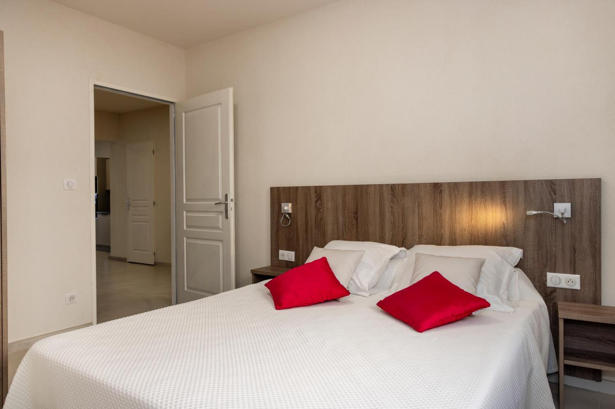 Hotel Et Residence Ta Kladia - Omigna Cargese Bagian luar foto